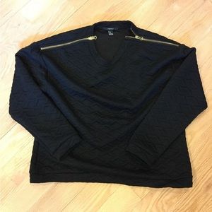 Forever 21 Black Quilted Sweater Zipper Shoulder Top M